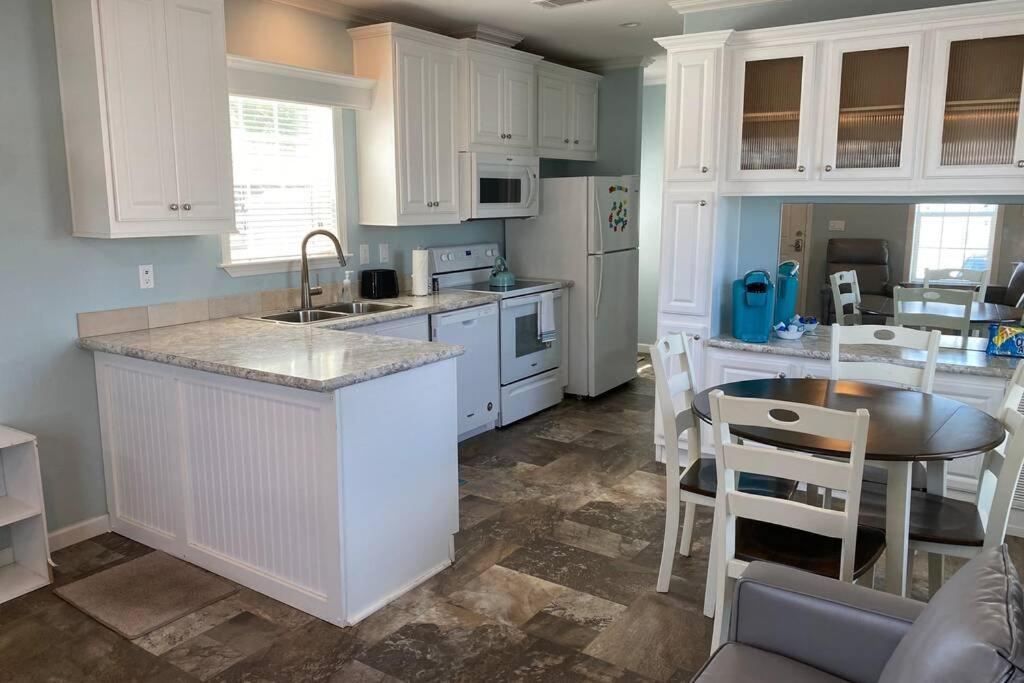 Cozy Tiny Home Near Disney World & Orlando Parks! كيسيمي المظهر الخارجي الصورة